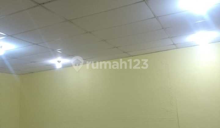 3.5-Storey Shop House on Jln. Kapten Tendean, South Jakarta 2