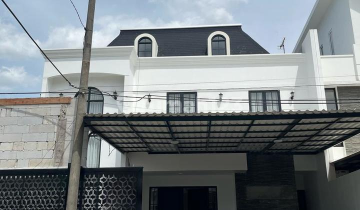 Renovated House in Gading Imperial East Jakarta For Sale