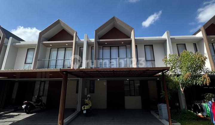 Dijual Rumah 2 Lantai Lingkungan Nyaman 2