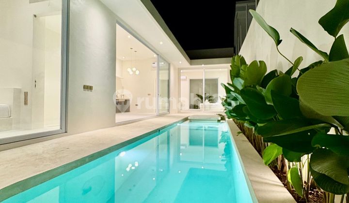 Brand New Villa 2 Bedrooms Kerobokan Modern Mediterranean