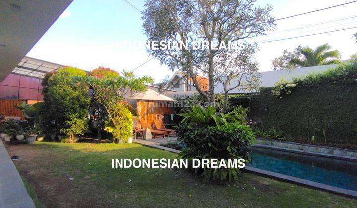 Newly Renovated 2 Br Umalas Villa with Large Yard 1