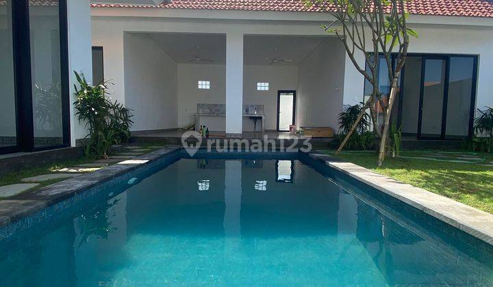 New 3 Br Villa in Umalas Strategic Location 2