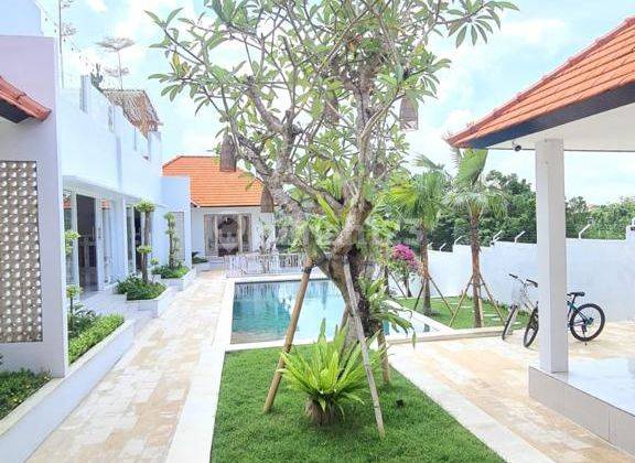 New 4 Br Villa in Padonan with Rooftop 2