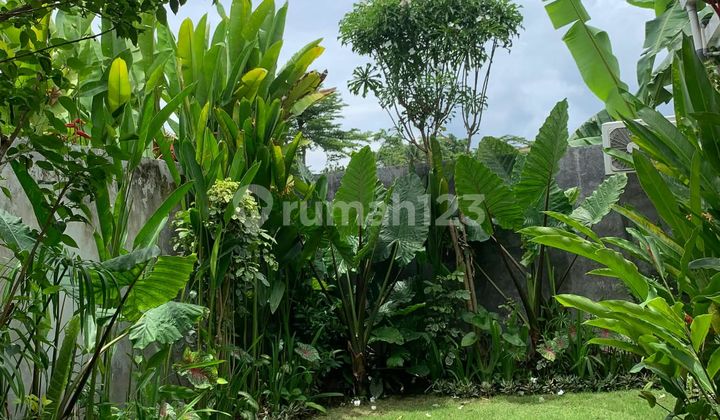 Big Garden 3 Bedrooms Villa Cemagi Beachside