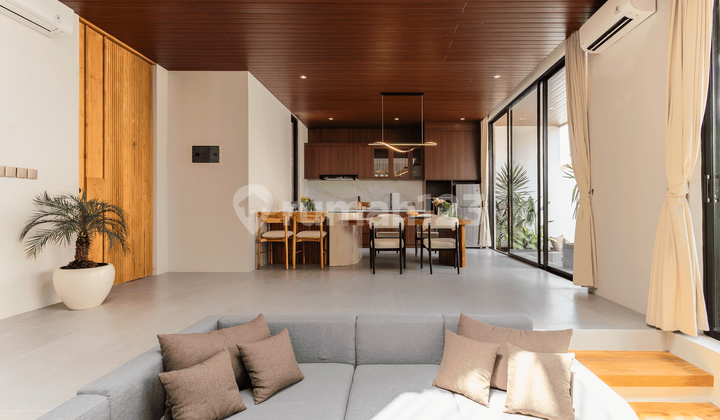 Luxury Brand New 2 Bedrooms with Cemagi Rice Paddies View