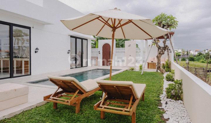 Luxury 2 Bedroom Villa Canggu with Rice Paddies View Luxury 2 Bedroom Villa Canggu with Rice Paddies View