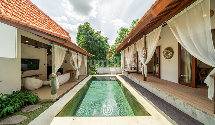 DAILY VILLA IN PERERENAN CENTRAL 2 BEDROOMS RIVERSIDE DAILY VILLA IN PERERENAN CENTRAL 2 BEDROOMS RIVERSIDE