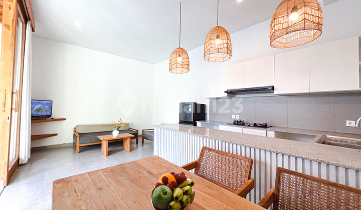 VILLA 1 Bedroom SESEH WITHIN WALKING DISTANCE TO COFFEE SHOP