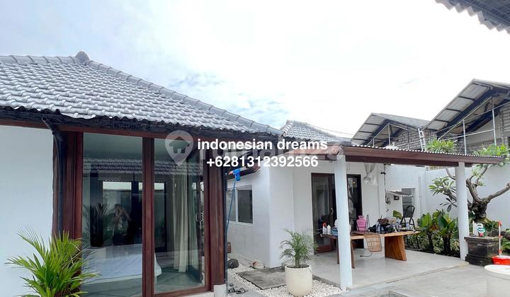 BIG VILLA 2 Bedrooms MODERN UMALAS CENTRAL
