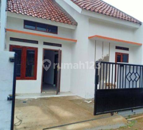 Rumah minimalis semi cluster di Bandung  1