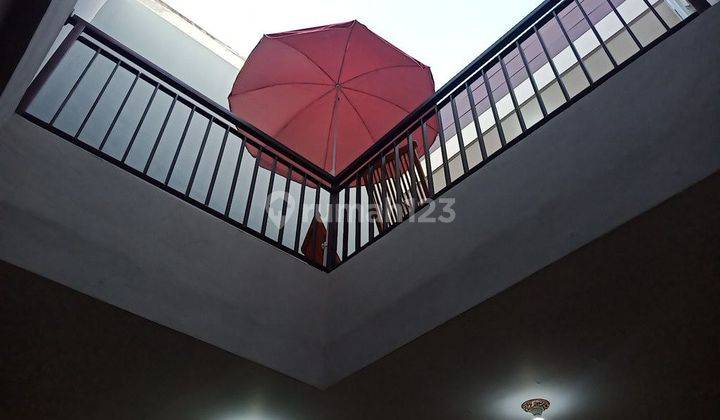 Rumah di Jalan Keputih Permai Perumahan Surabaya Timur, Surabaya 12