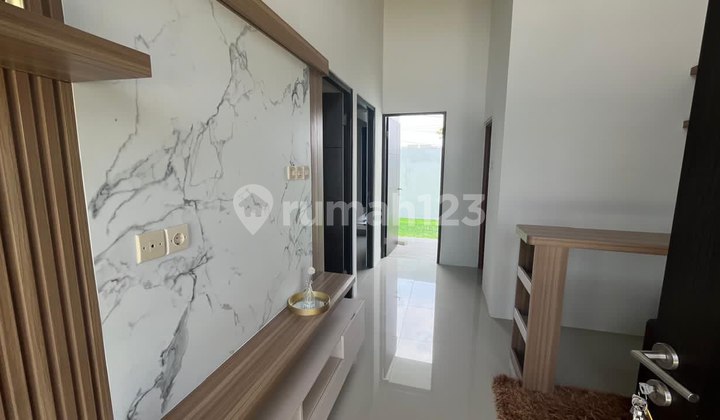 Gresik Kota Mas House, Provincial Road, Near Klbm Toll Road Gresik Kota Mas House, Provincial Road, Near Klbm Toll Road