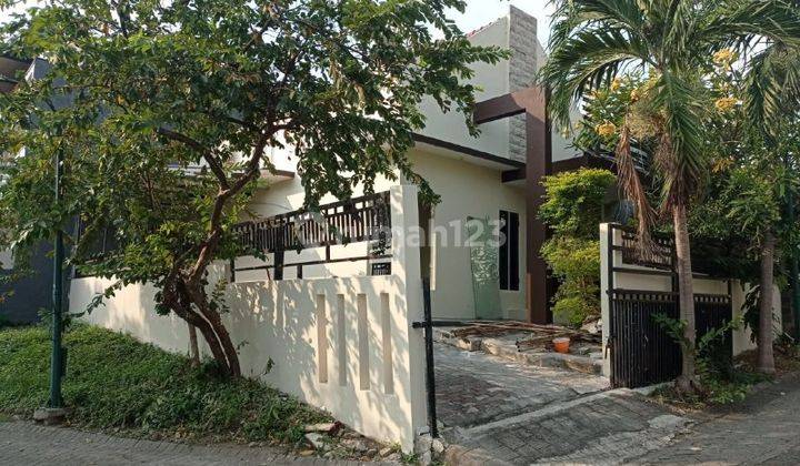 Rumah Bagus Siap Huni Furnish Lokasi Strategis Taman Puspa Raya  1