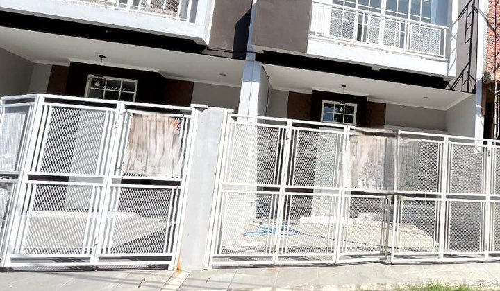 Rumah Lebak Indah Regency Dekat Kenjeran, Merr, Suramadu 