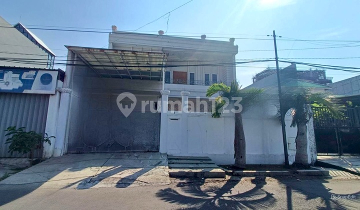 Rumah Manyar Rejo Strategis Dekat Kampus Untag, Dekat Merr