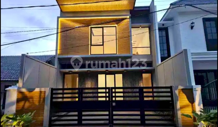 Dijual Rumah Modern Style Rungkut Asri Utara, Dekat Merr, Kampus Upn 2
