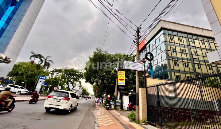 For Rent: Veteran Shop House Surabaya, Close to Kembang Jepun, Tunjungan Plaza For Rent: Veteran Shop House Surabaya, Close to Kembang Jepun, Tunjungan Plaza