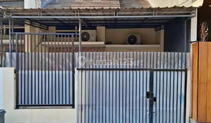 Rumah Bagus Siap Huni Lokasi Strategis Rungkut Surabaya  1