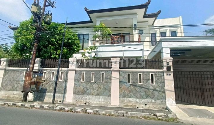 Manyar Rejo Surabaya House with SHM, Close to Untag Campus, Near Merr Manyar Rejo Surabaya House with SHM, Close to Untag Campus, Near Merr