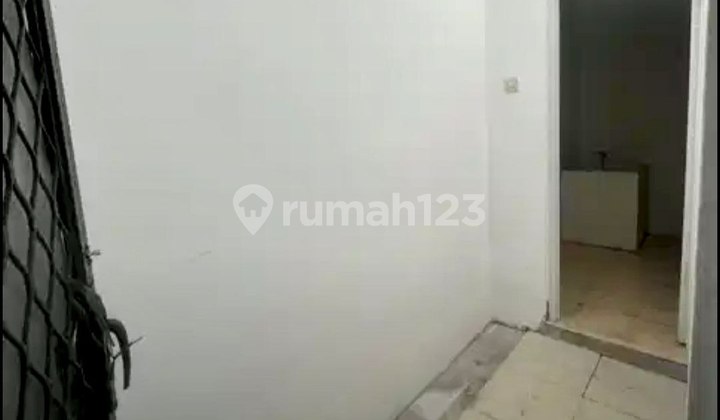 For Sale Green Mansion Shop House in Tambakrejo Near Merr, Toll Gate For Sale Green Mansion Shop House in Tambakrejo Near Merr, Toll Gate