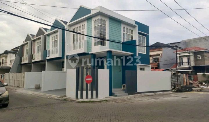 Rumah Hook Lebak Indah Regency Dekat Kenjeran, Merr, Suramadu 