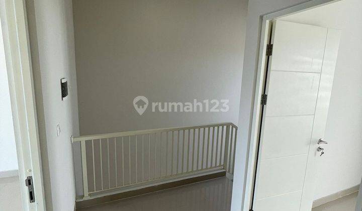 Rumah 2 Lantai Baru SHM 2