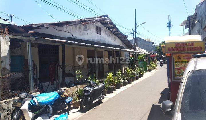 RUMAH LAMA HITUNG TANAH SAJA DI KRAMAT JAK PUS 1