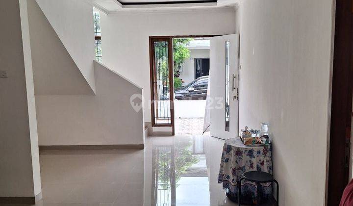 RUMAH SIAP HUNI DALAM CLUSTER DI EMERALD BINTARO 2