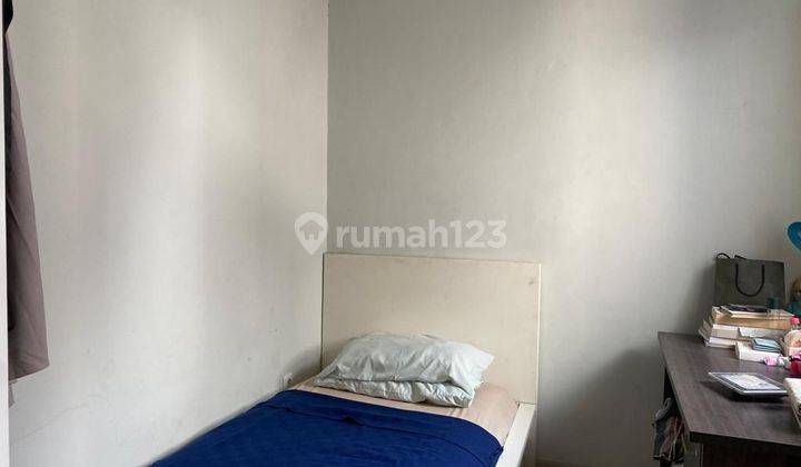 kamar tidur rumah minimalis di neo oasis