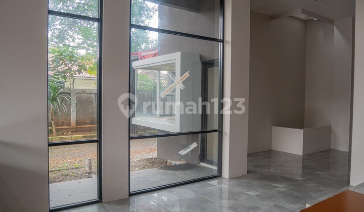 Nice 3-Storey Shophouse in Bintaro Land Jombang 2