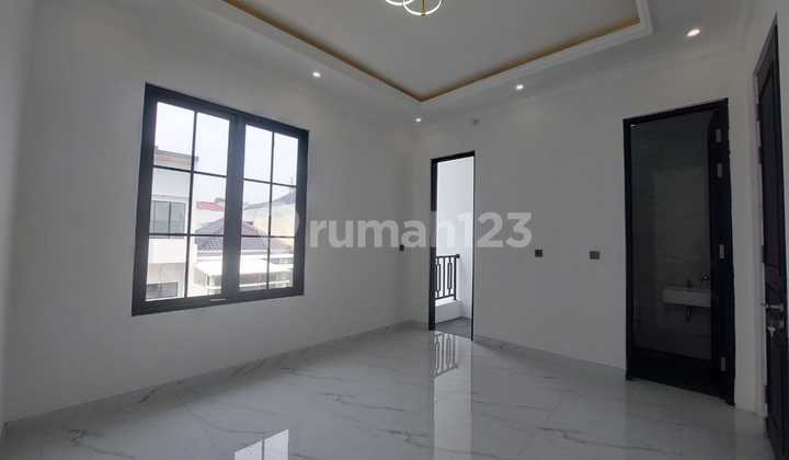 Dijual Rumah Galaxy Bumi Permai Surabaya Strategis 2