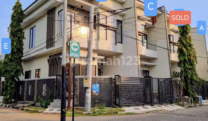 Dijual Rumah Mulyosari Prima Surabaya Semi Furnish 2