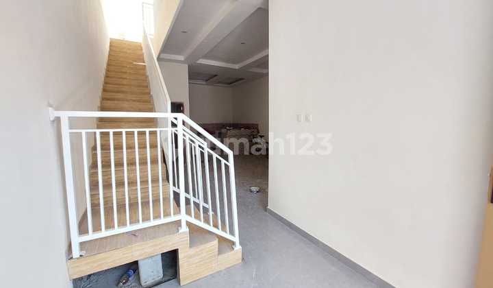 Dijual Rumah Baru Minimalis Mulyosari Surabaya 2
