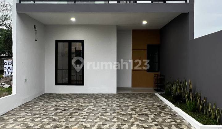 Rumah 2 Lantai Modern Dekat Pakansari Cibinong Bogor