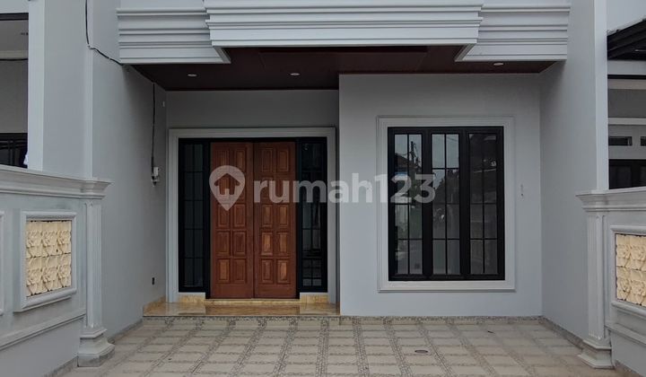 Rumah Mewah Di Jalan Juanda Dekat Tol Depok