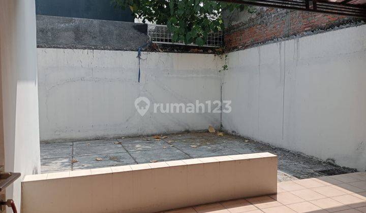 Rumah Sudah Renovasi di Beverly, Cikarang 2