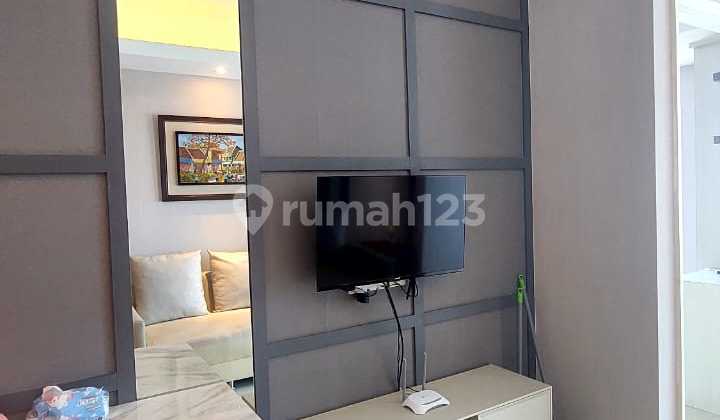 Anderson 2 Bedroom Fully Furnished Near Pakuwon Mall Benson 2