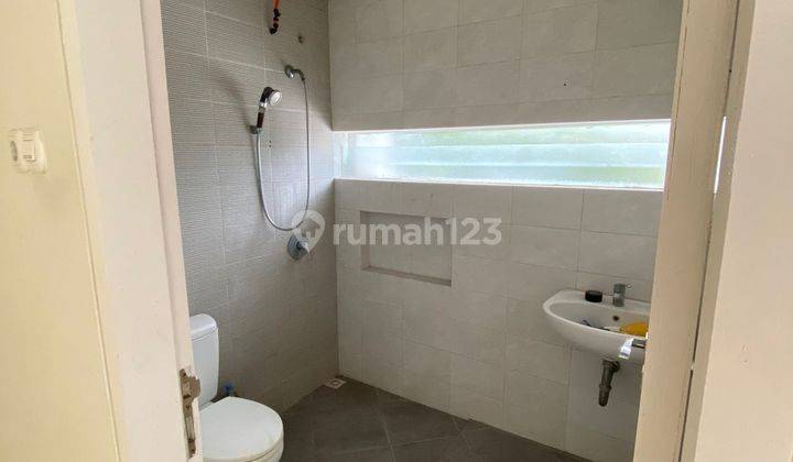 Royal Residence wiyung siap huni semi furnish 2