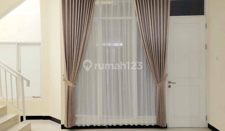 Royal Residence Wiyung semi furnish siap huni 2