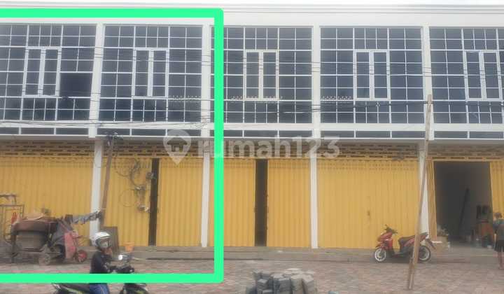 Murder of Shop House at Zero Banyu Urip Main Road Near Margomulyo Darmo Permai 2