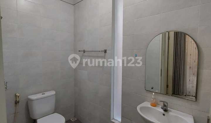 Royal Residence Wiyung Full Furniah Siap Huni Dkt Citraland 2