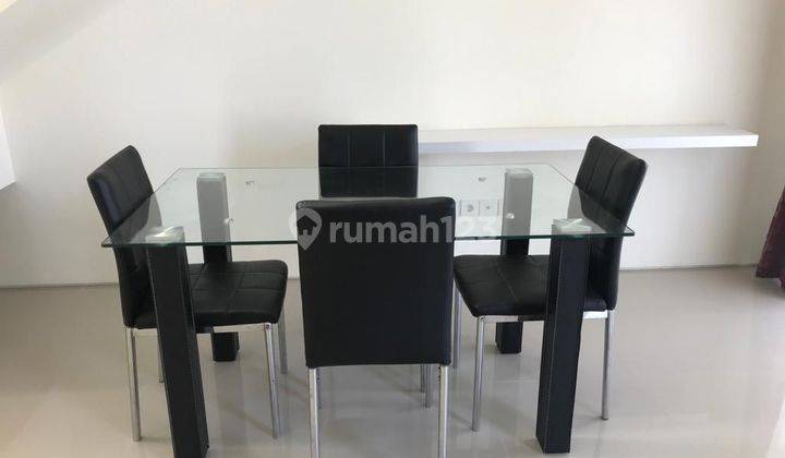 Royal Residence Siap Huni Semi Furnish Dkt Wiyung Citraland 2