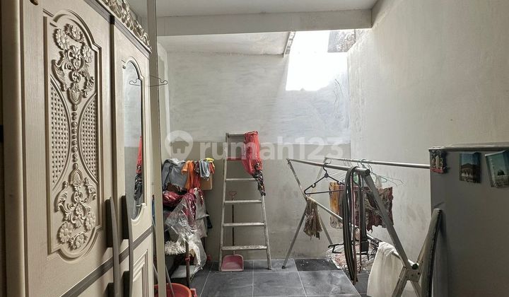 Greenlake Citraland Furnish Dkt Wiyung Pakuwon 2