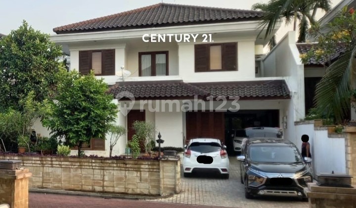 Dijual Rumah Strategis Harga Menarik di Pejaten Barat
