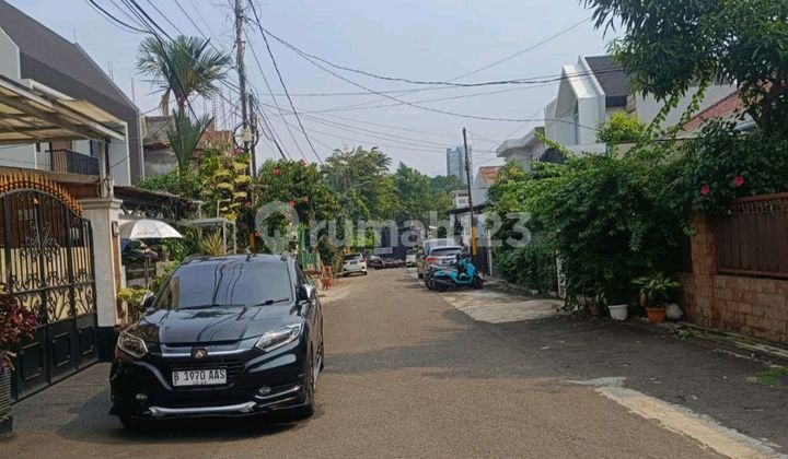 Rumah Lama Hitung Tanah Area Premium Kebayoran Baru