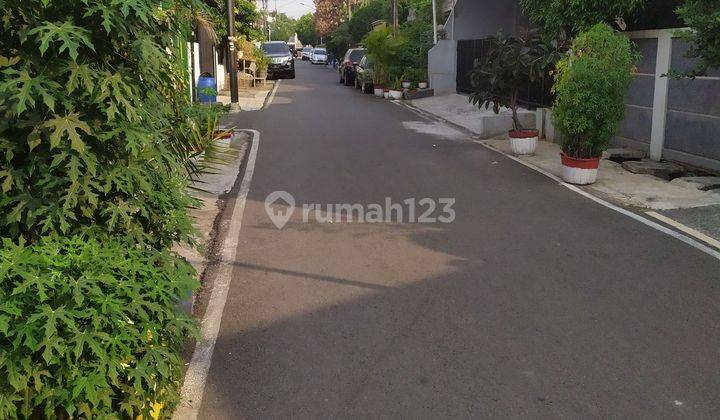 Rumah Lama Hitung Tanah Paling Murah di Kampung Ambon 2