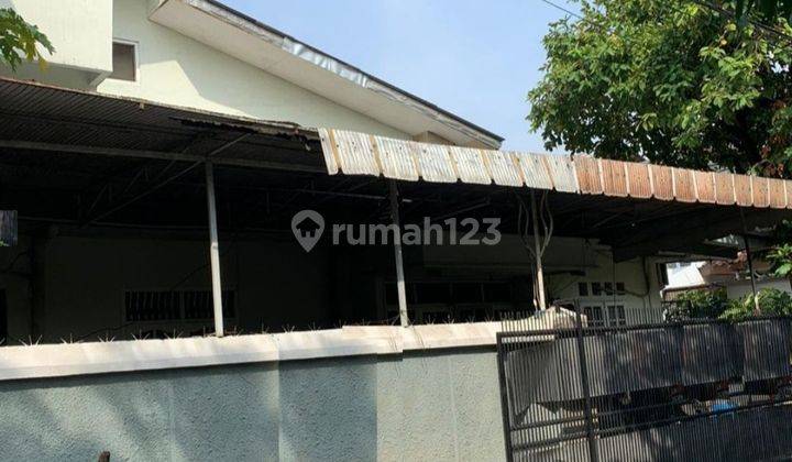 Rumah Lama Hitung Tanah Pulo Asem Komplek One Gate System Keren 2