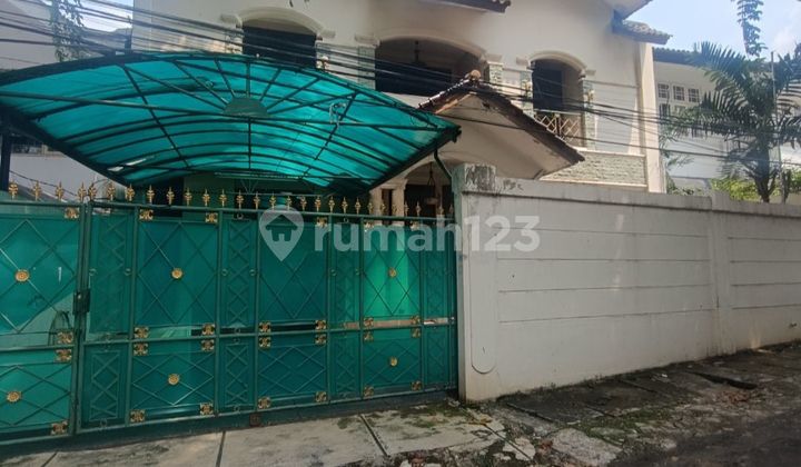 Dijual Rumah 2.5 Lantai Modern Classic Di Tebet Timur