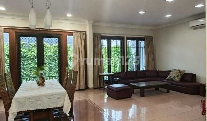 Disewakan Rumah Modern Minimalis di Pondok Indah 2