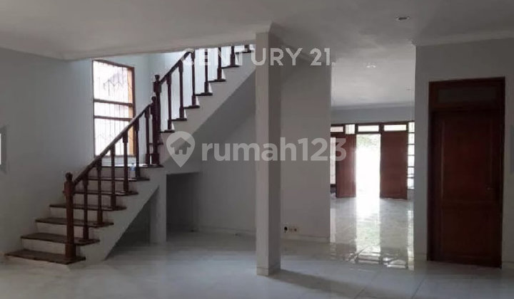 Cempaka Putih House Near KFC, Very Strategic Location 2